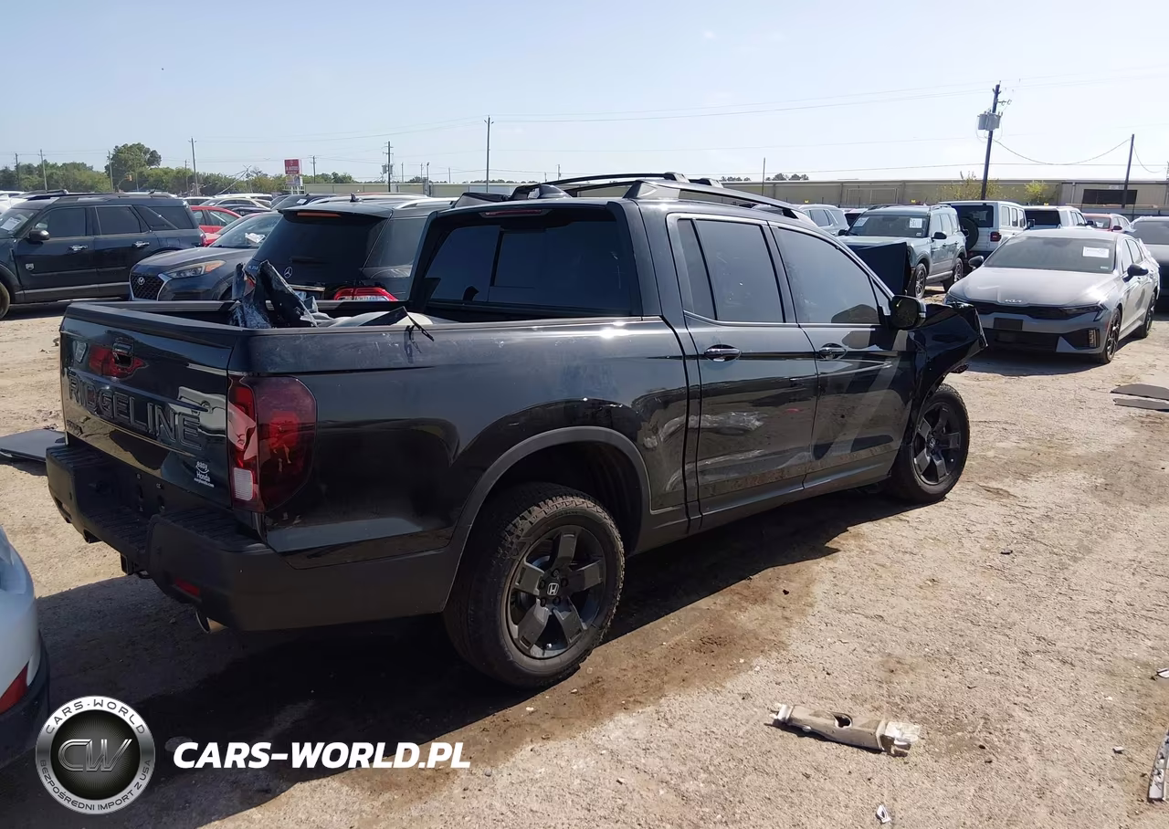 2026 Honda Ridgeline Black Edition VIN:5FPYK3F83TB018470 - 4