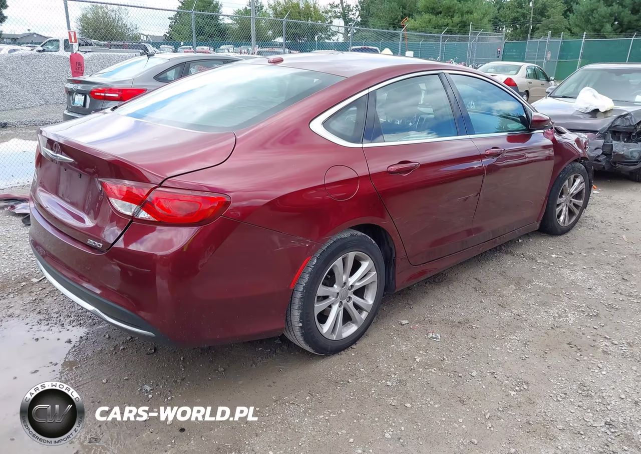 2015 Chrysler 200 Limited VIN:1C3CCCAB1FN657542 - 4