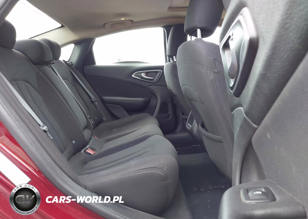 2015 Chrysler 200 Limited VIN:1C3CCCAB1FN657542 - 8