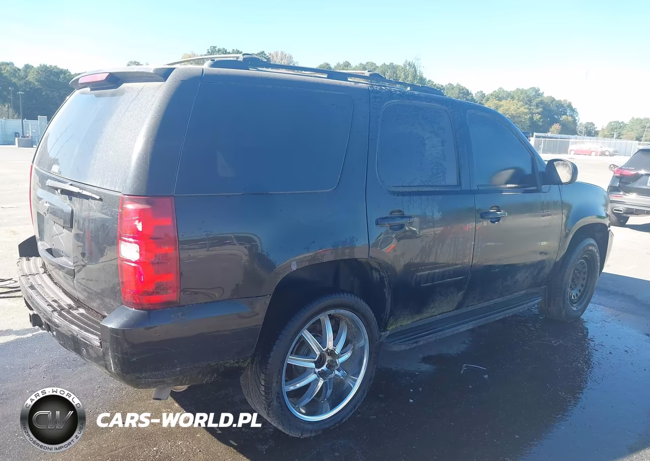 2013 Chevrolet Tahoe Lt VIN:1GNSCBE05DR316717 - 4