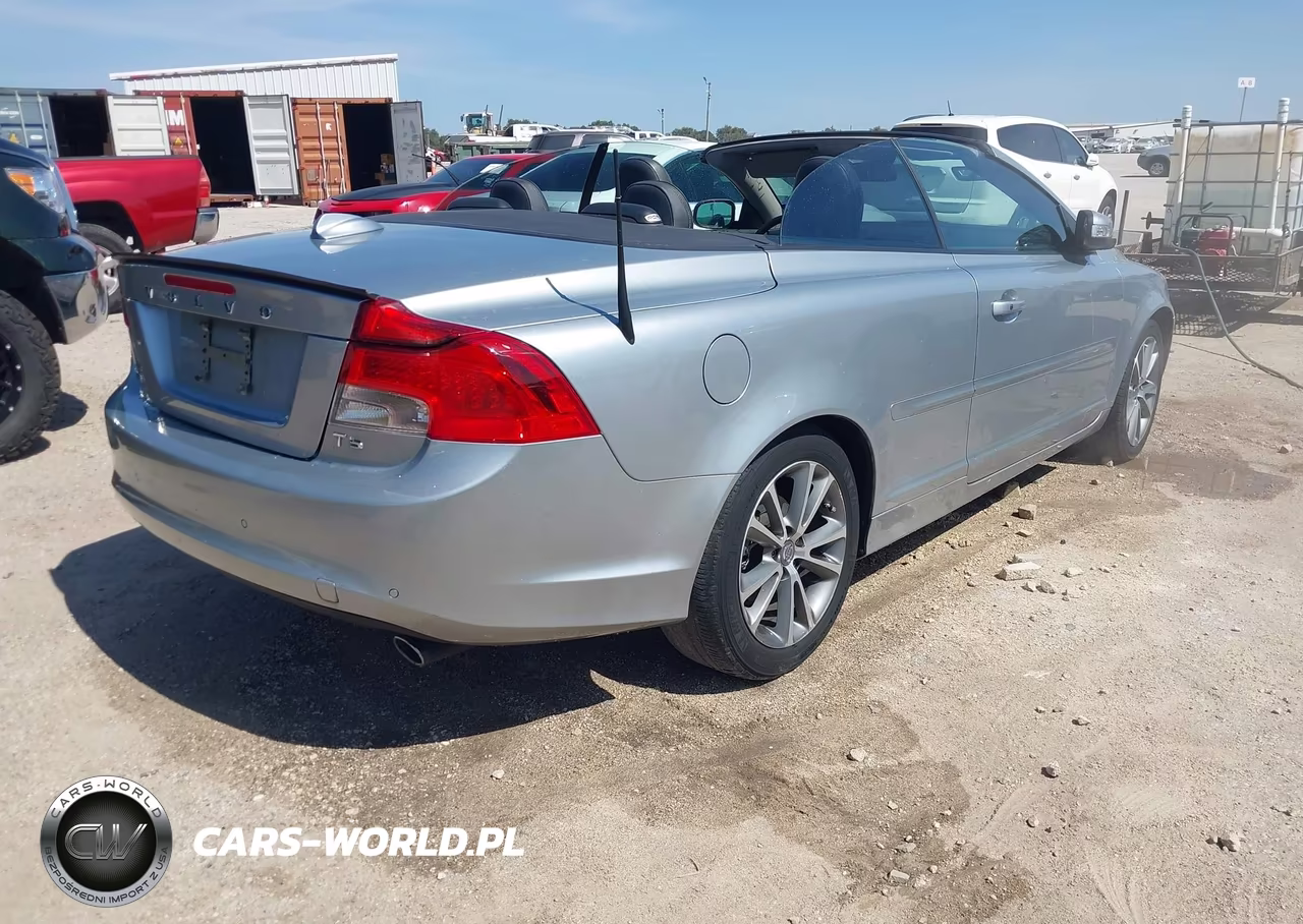 2011 Volvo C70 T5 (Fleet Only)-T5 (Retail Only) VIN:YV1672MC7BJ114249 - 4