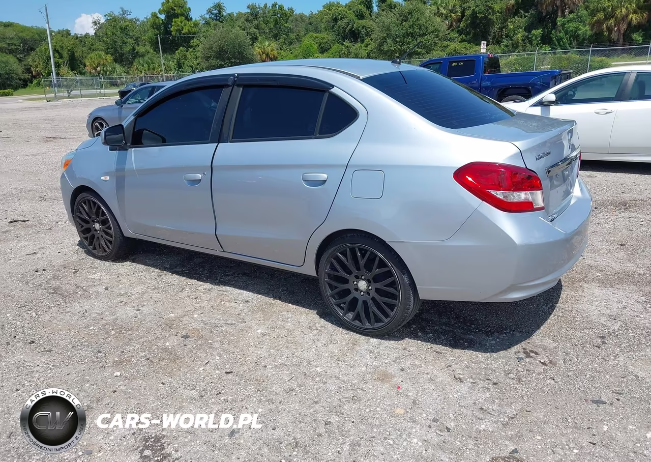 2018 Mitsubishi Mirage G4 Es VIN:ML32F3FJ9JHF13166 - 3