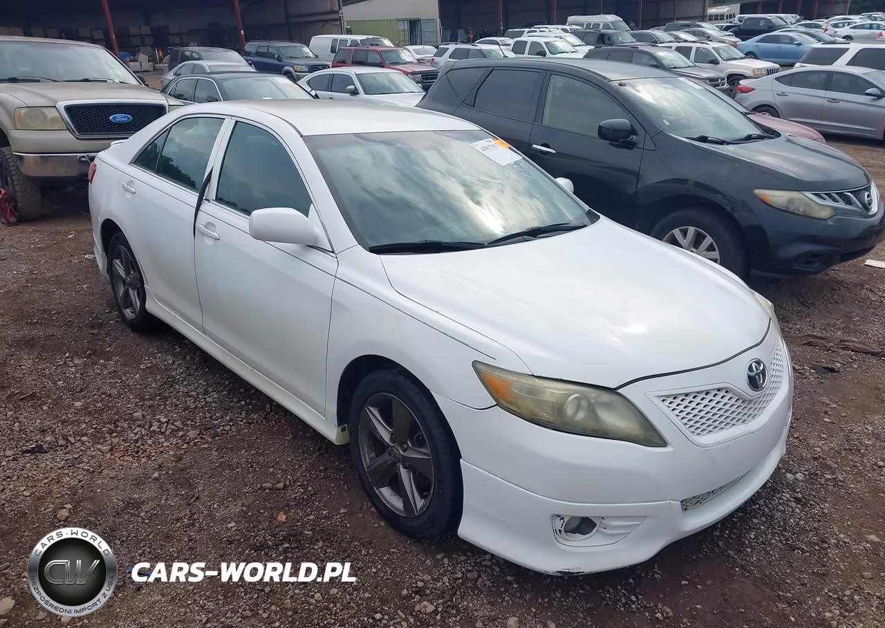 2011 Toyota Camry Se – zdjęcie 1 z 11