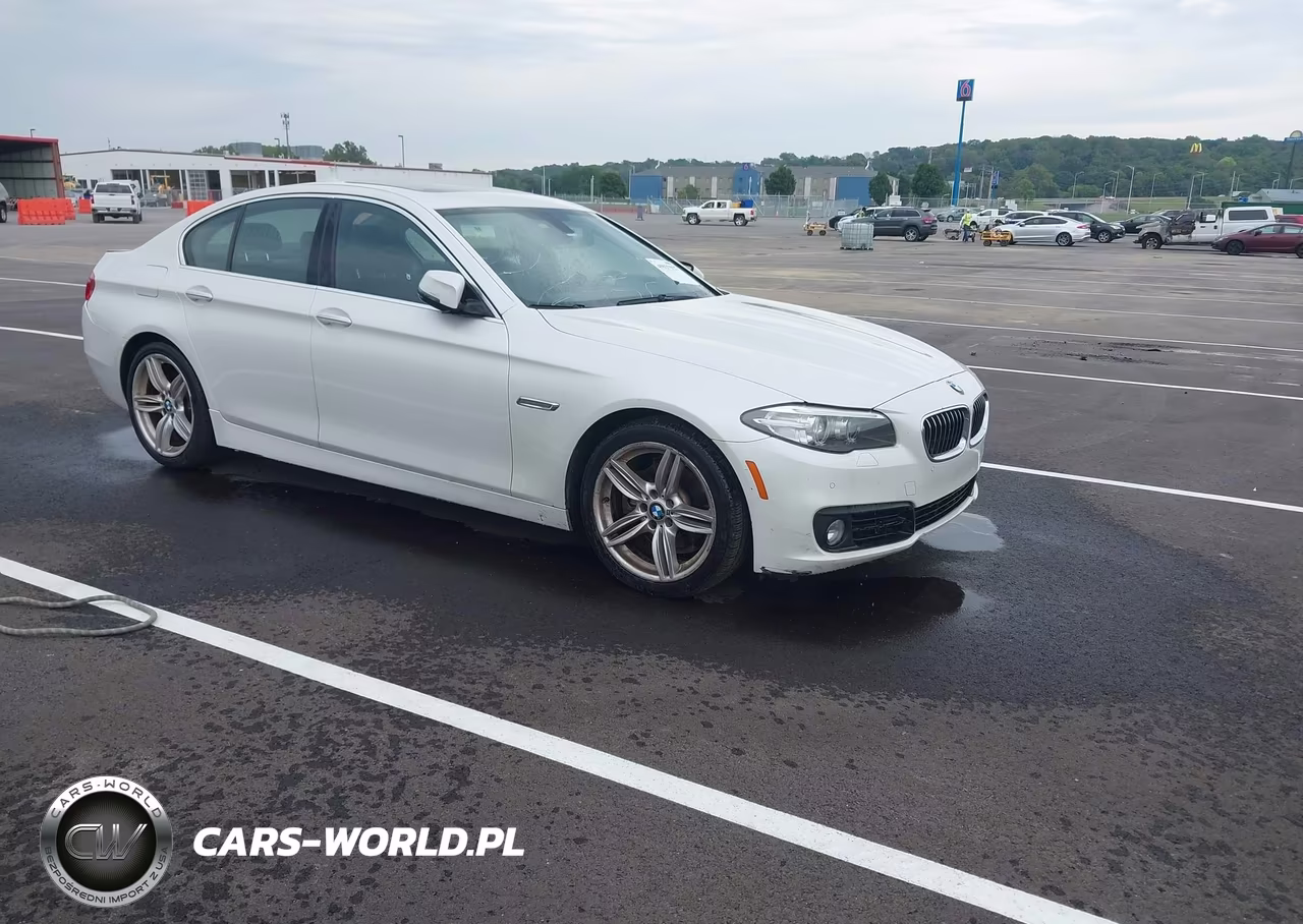 2015 BMW 528I