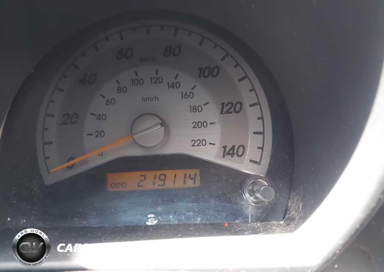 2007 Scion Tc VIN:JTKDE177370176443 - 7