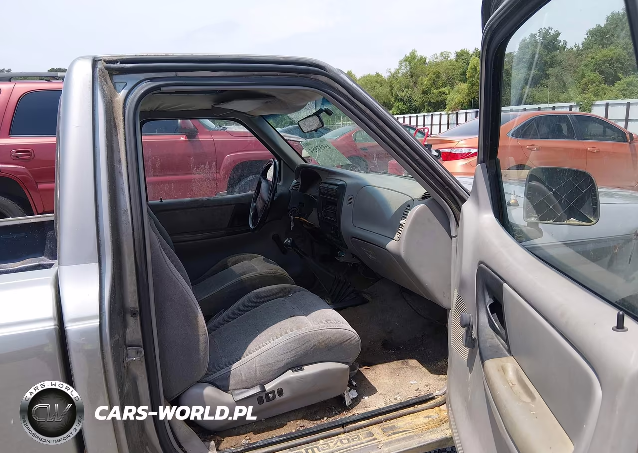 1996 Mazda B2300 VIN:4F4CR12A4TTM19431 - 5