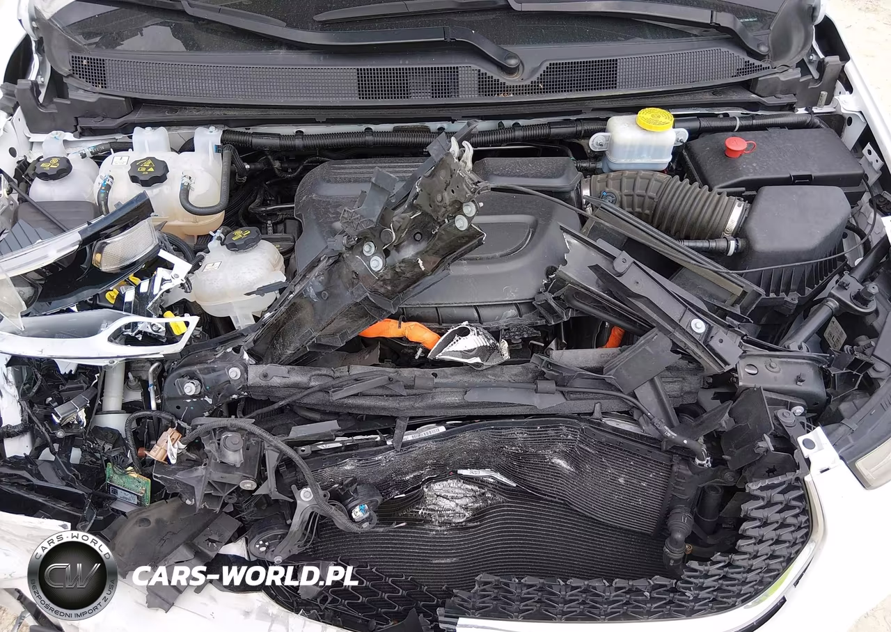2024 Chrysler Pacifica Hybrid Select VIN:2C4RC1S77RR185147 - 10