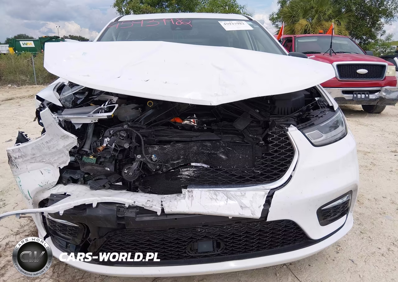 2024 Chrysler Pacifica Hybrid Select VIN:2C4RC1S77RR185147 - 12