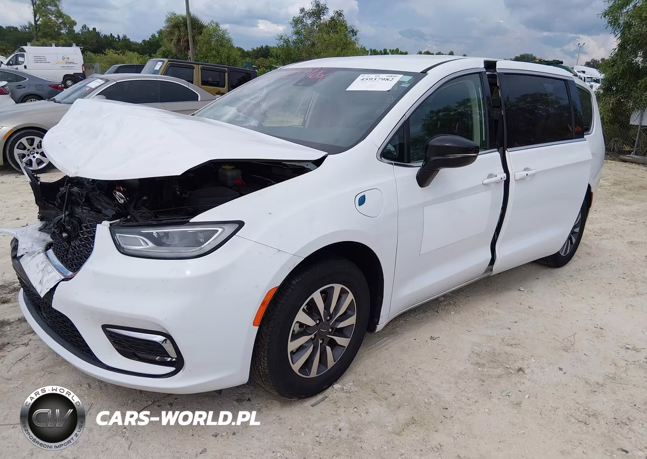 2024 Chrysler Pacifica Hybrid Select VIN:2C4RC1S77RR185147 - 2