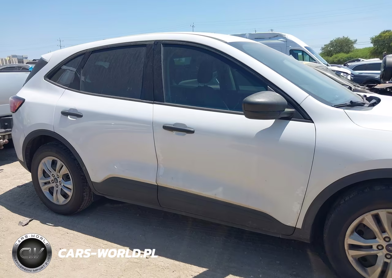 2022 Ford Escape S VIN:1FMCU0F66NUB00144 - 13