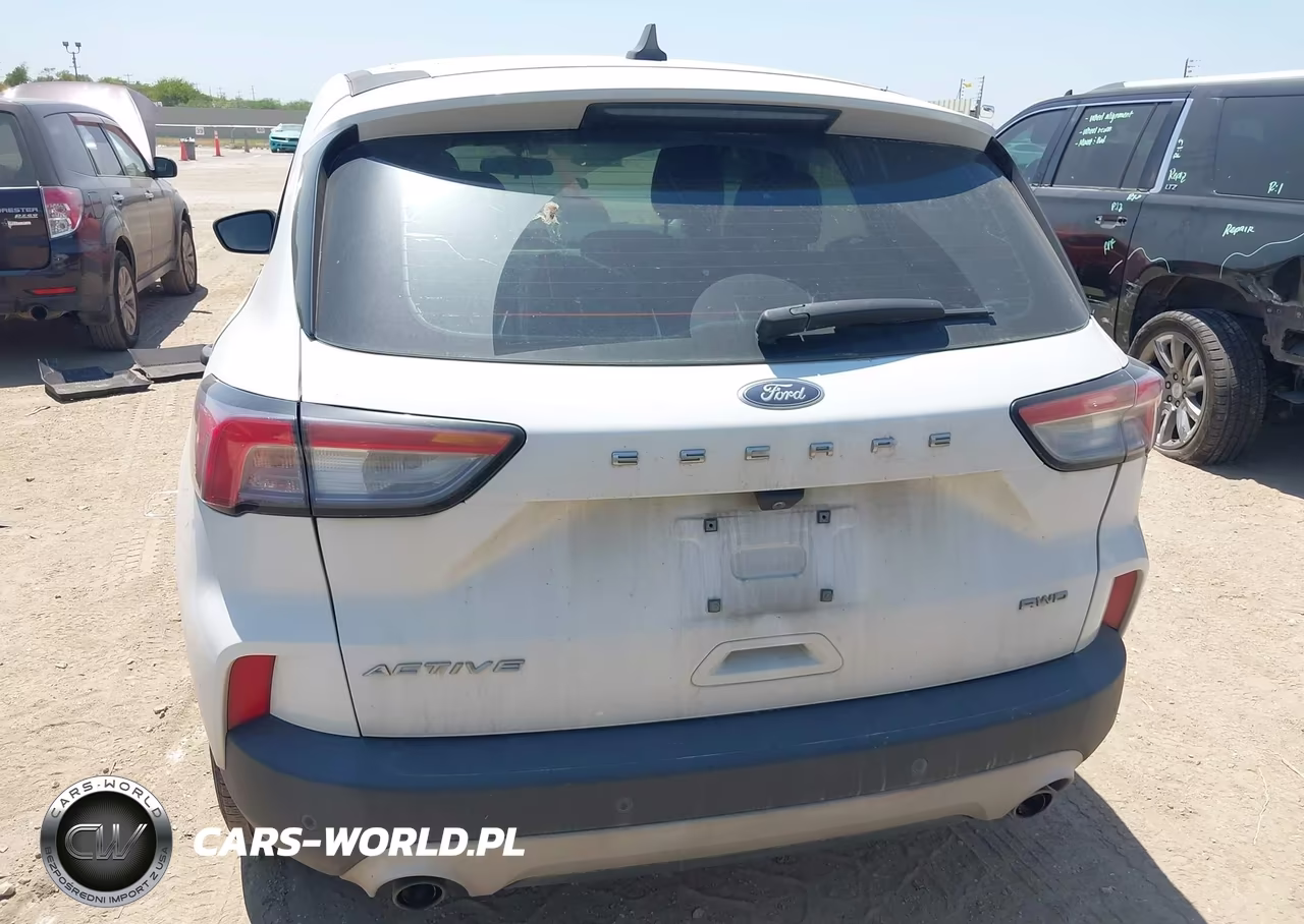 2022 Ford Escape S VIN:1FMCU0F66NUB00144 - 16