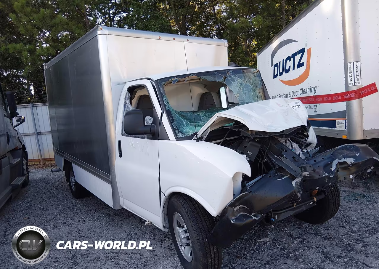 2025 Chevrolet Express Cutaway Work Van