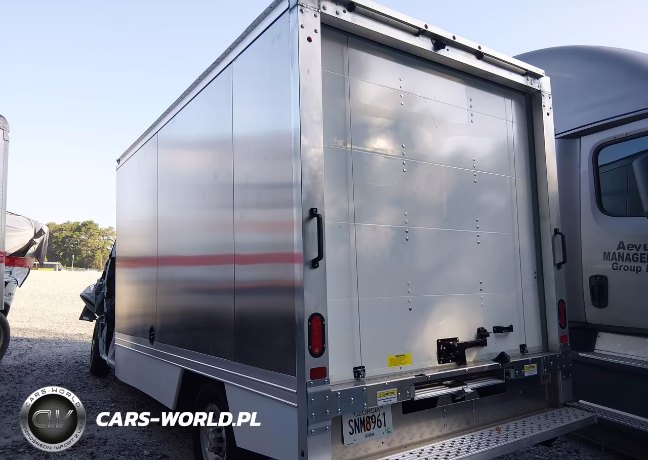 2025 Chevrolet Express Cutaway Work Van VIN:1GB0GSF78S1259719 - 3