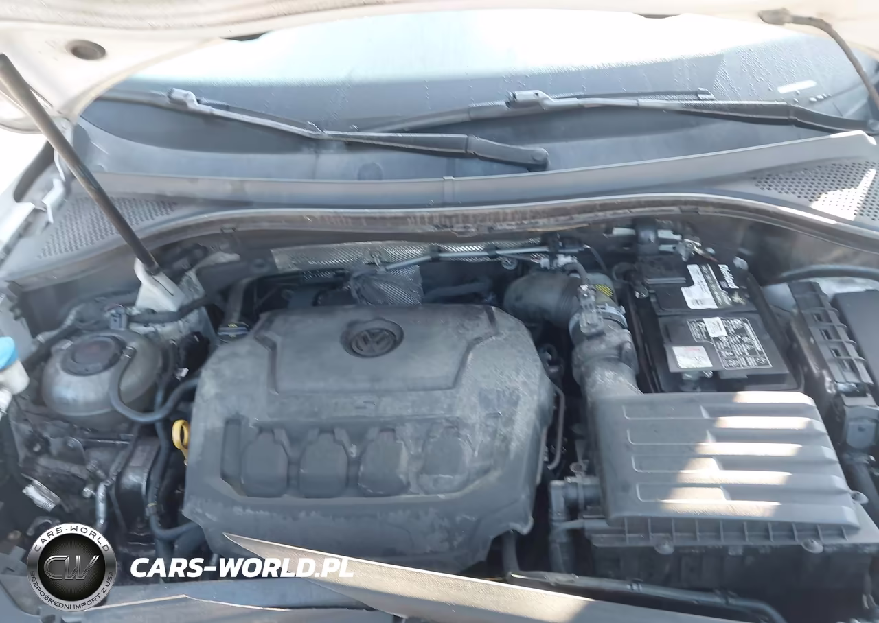 2018 Volkswagen Tiguan 2.0T S VIN:3VV0B7AX9JM018446 - 10