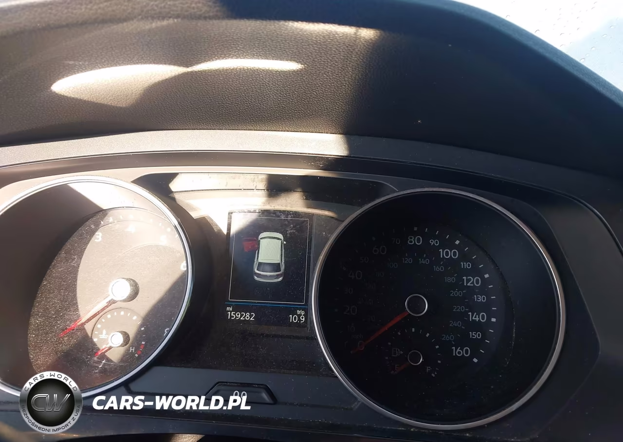 2018 Volkswagen Tiguan 2.0T S VIN:3VV0B7AX9JM018446 - 7