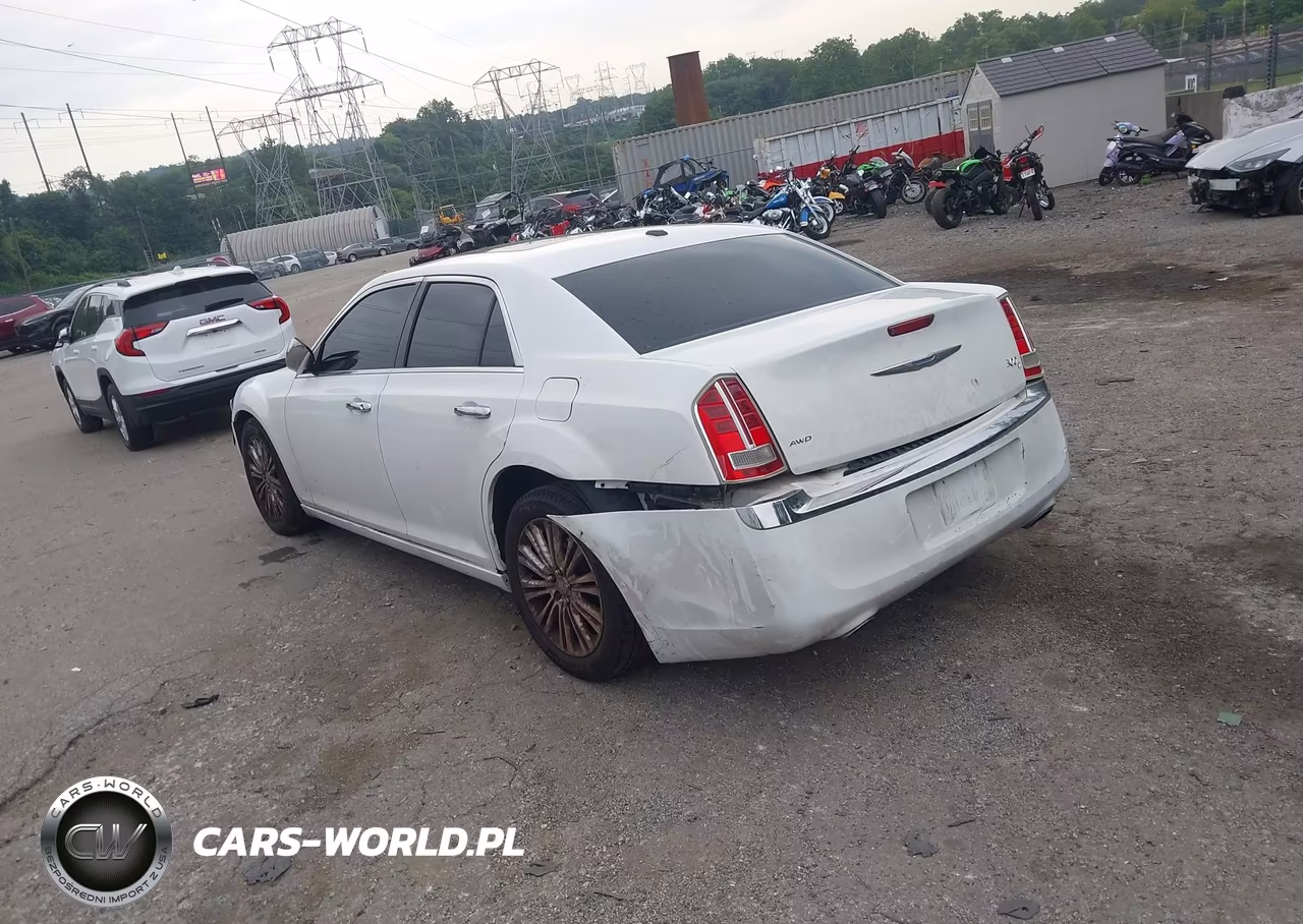 2011 Chrysler 300C Awd VIN:2C3CK6CT5BH615503 - 3