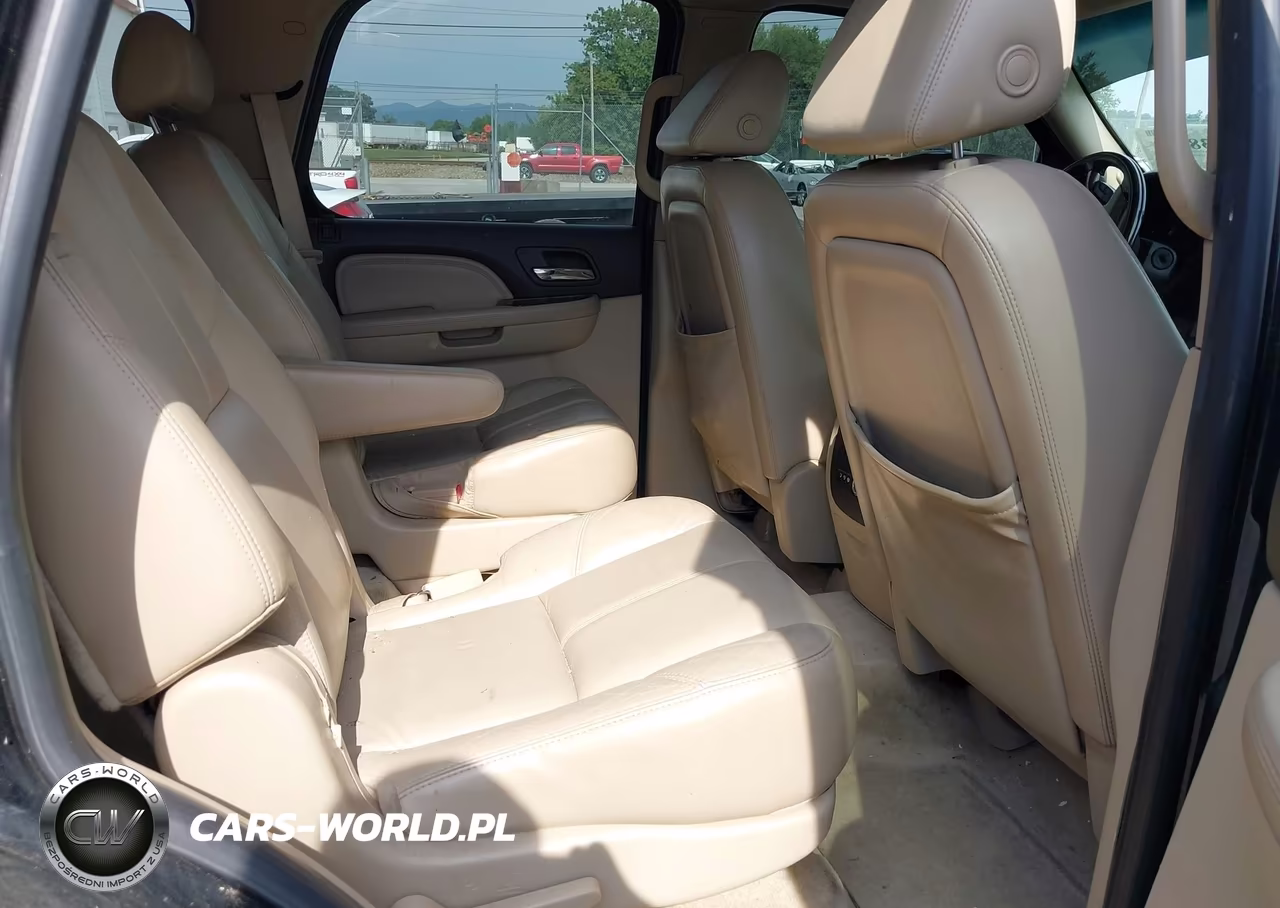 2007 GMC Yukon Denali VIN:1GKFK63827J228048 - 8