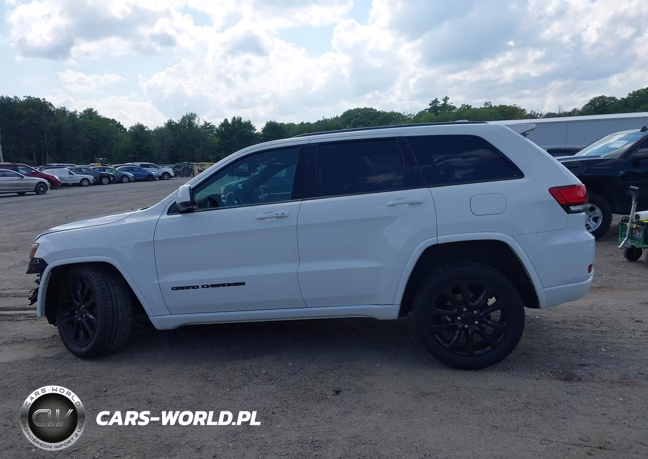 2017 Jeep Grand Cherokee Altitude VIN:1C4RJFAG6HC781491 - 15
