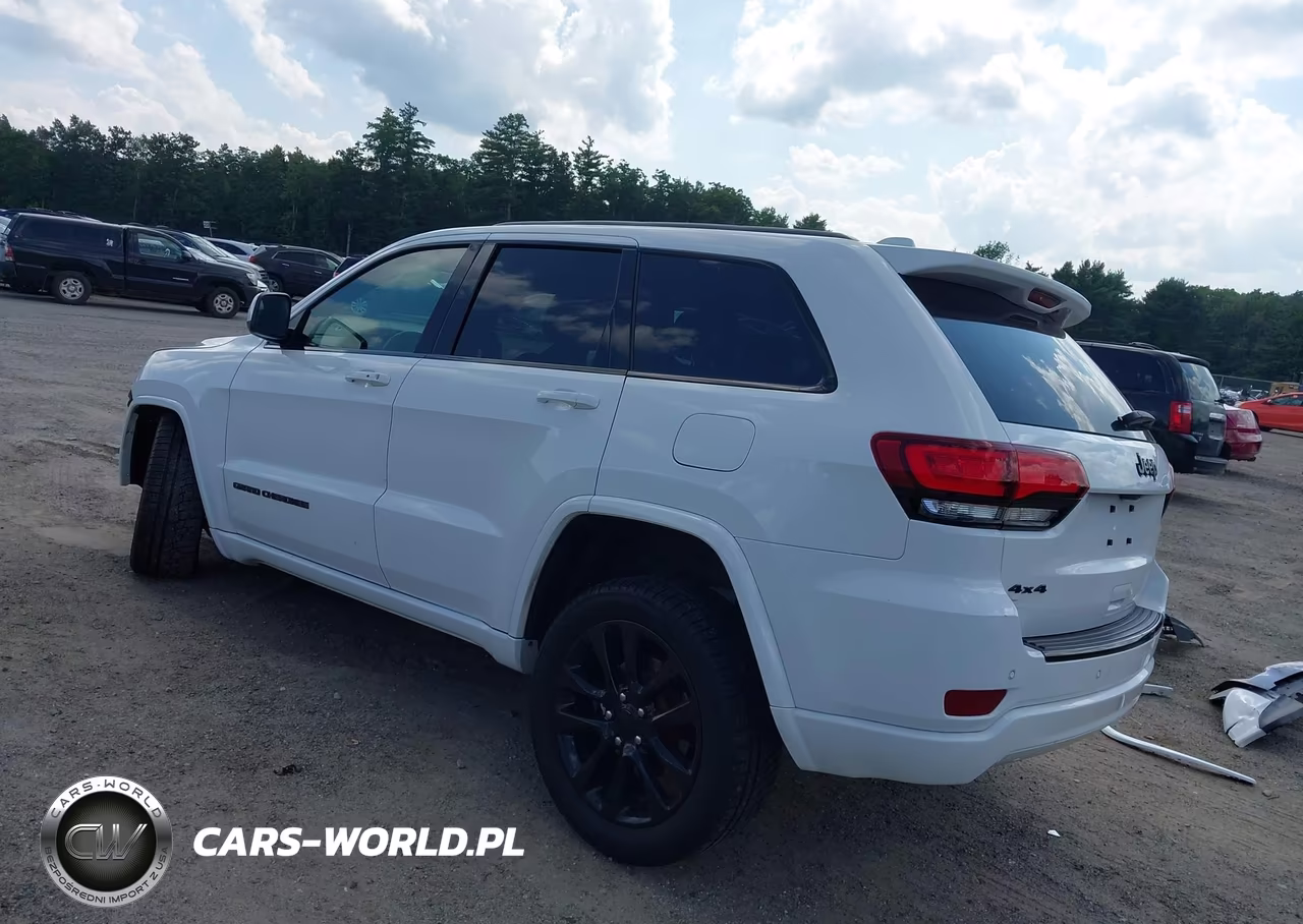 2017 Jeep Grand Cherokee Altitude VIN:1C4RJFAG6HC781491 - 3