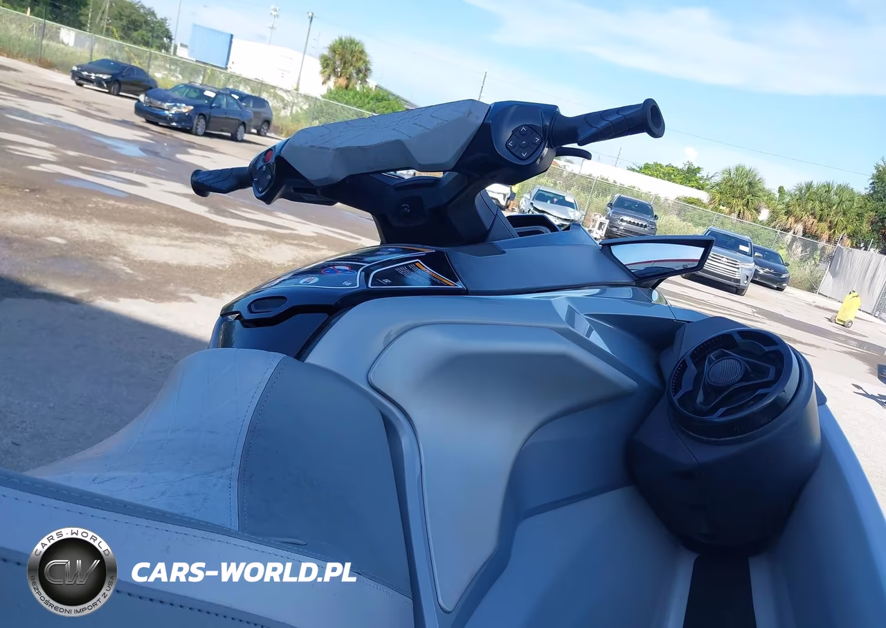 2020 Seadoo Gtx-300 Limited VIN:YDV32324L920 - 5