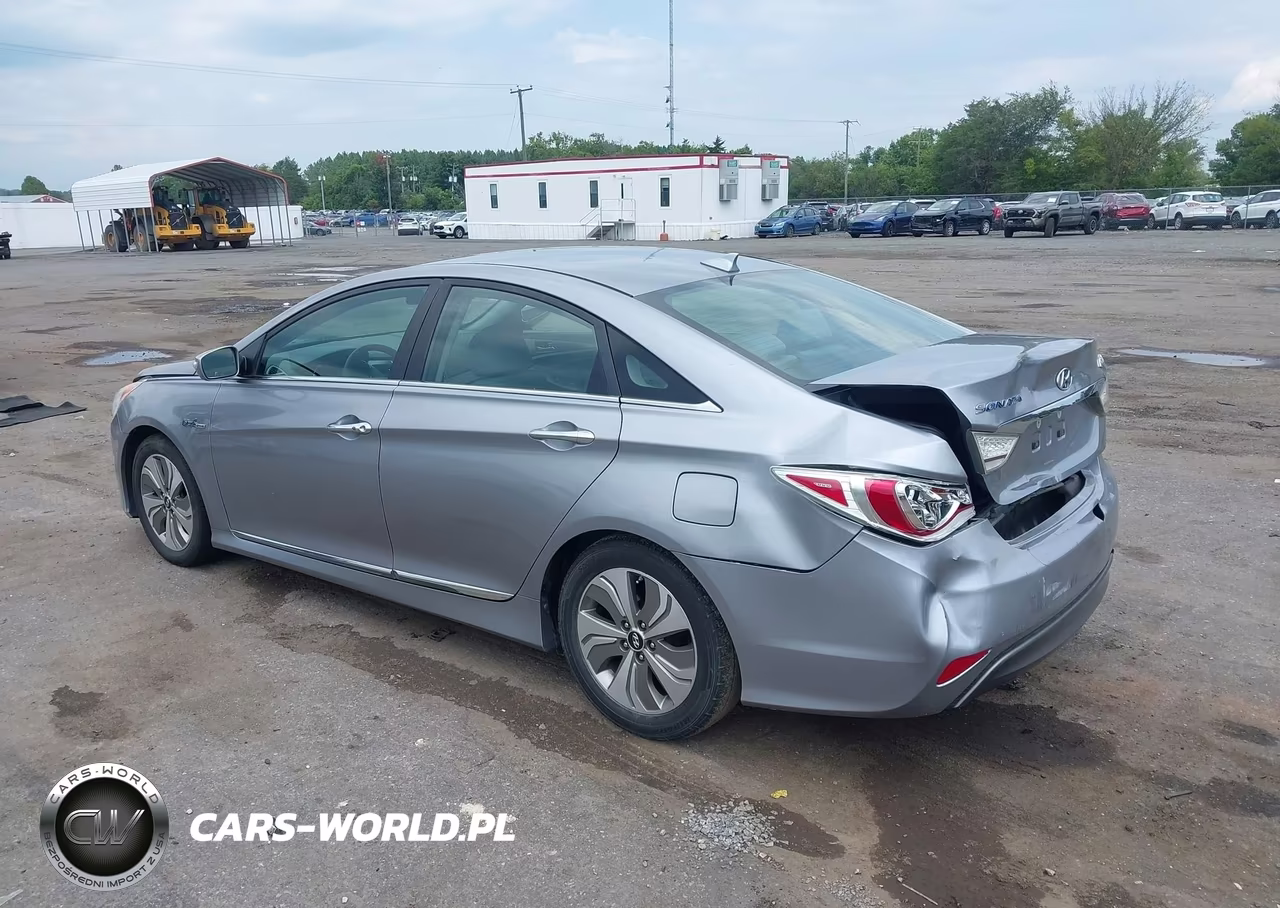 2015 Hyundai Sonata Hybrid VIN:KMHEC4A49FA127995 - 3