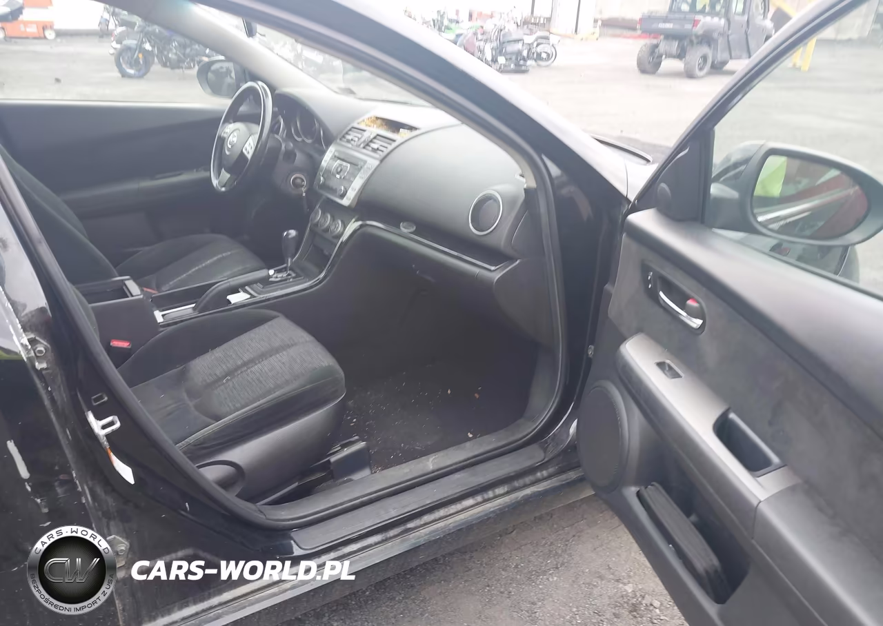 2010 Mazda Mazda6 I Touring VIN:1YVHZ8CH0A5M28111 - 5