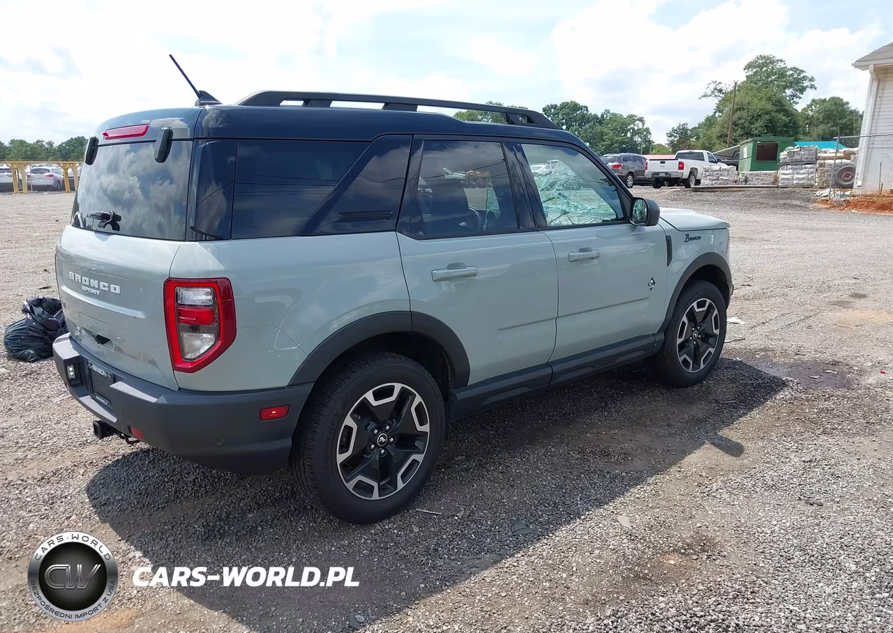 2022 Ford Bronco Sport Outer Banks VIN:3FMCR9C62NRD66326 - 4