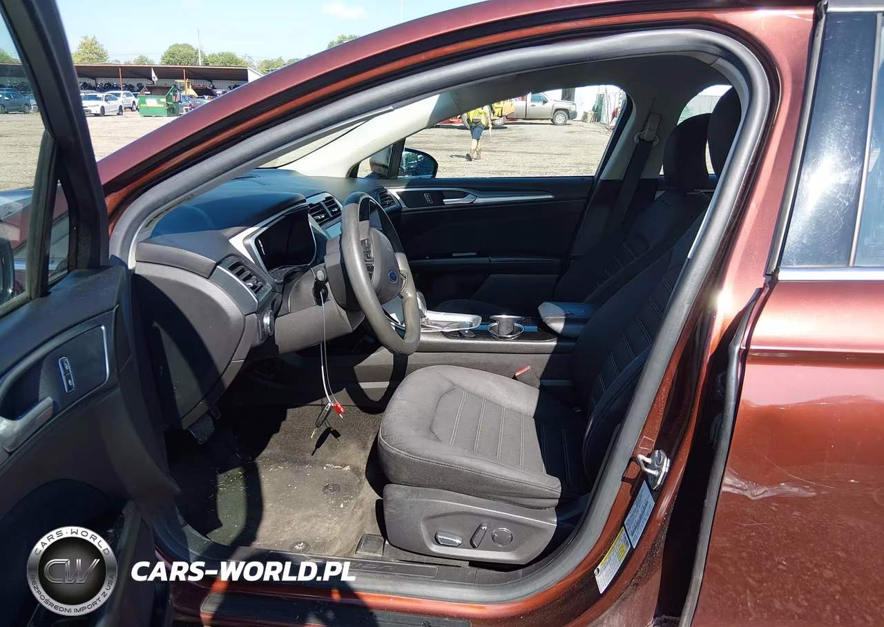 2015 Ford Fusion Se VIN:3FA6P0HDXFR262779 - 5