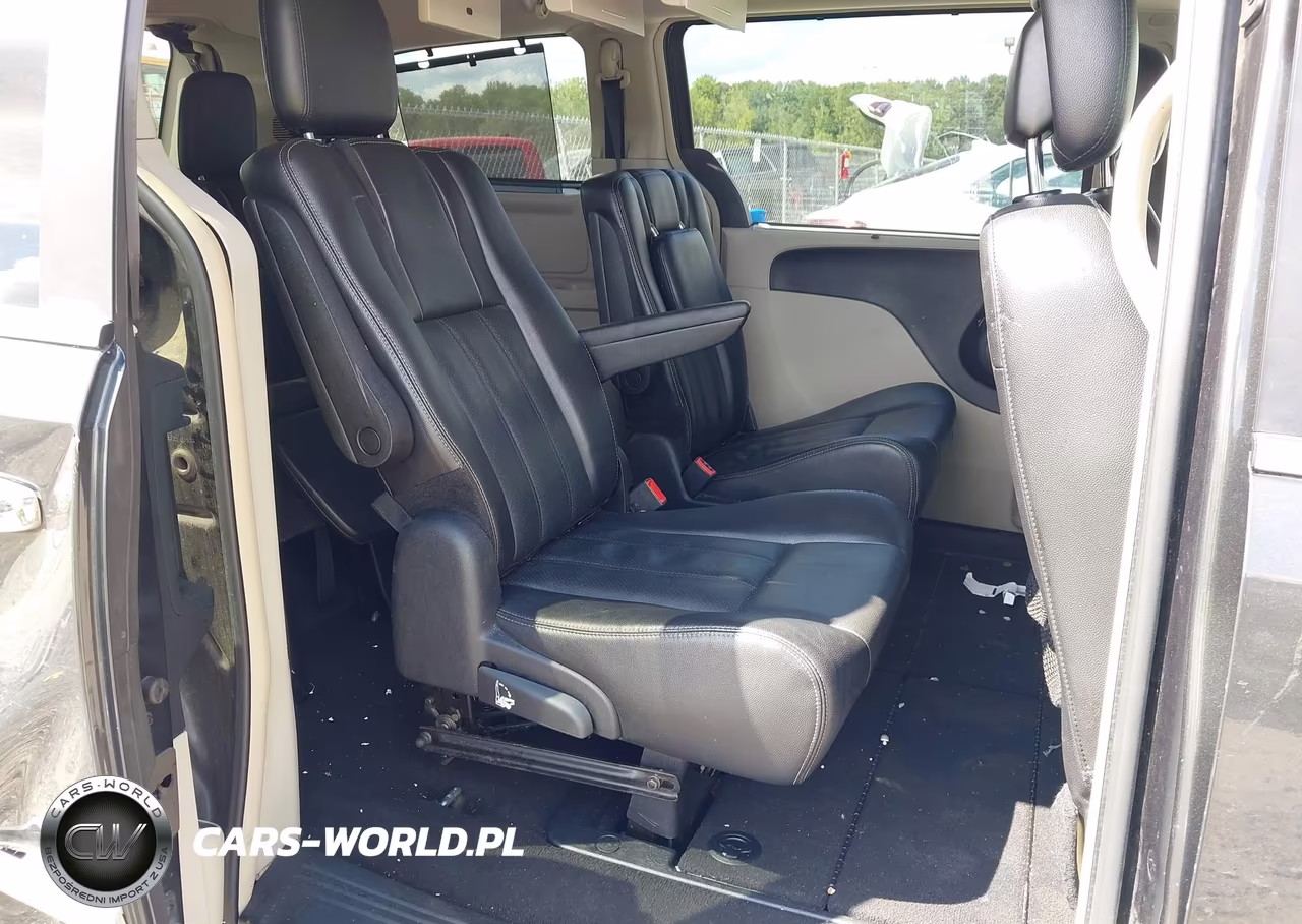 2012 Chrysler Town & Country Touring-L VIN:2C4RC1CG6CR364284 - 8
