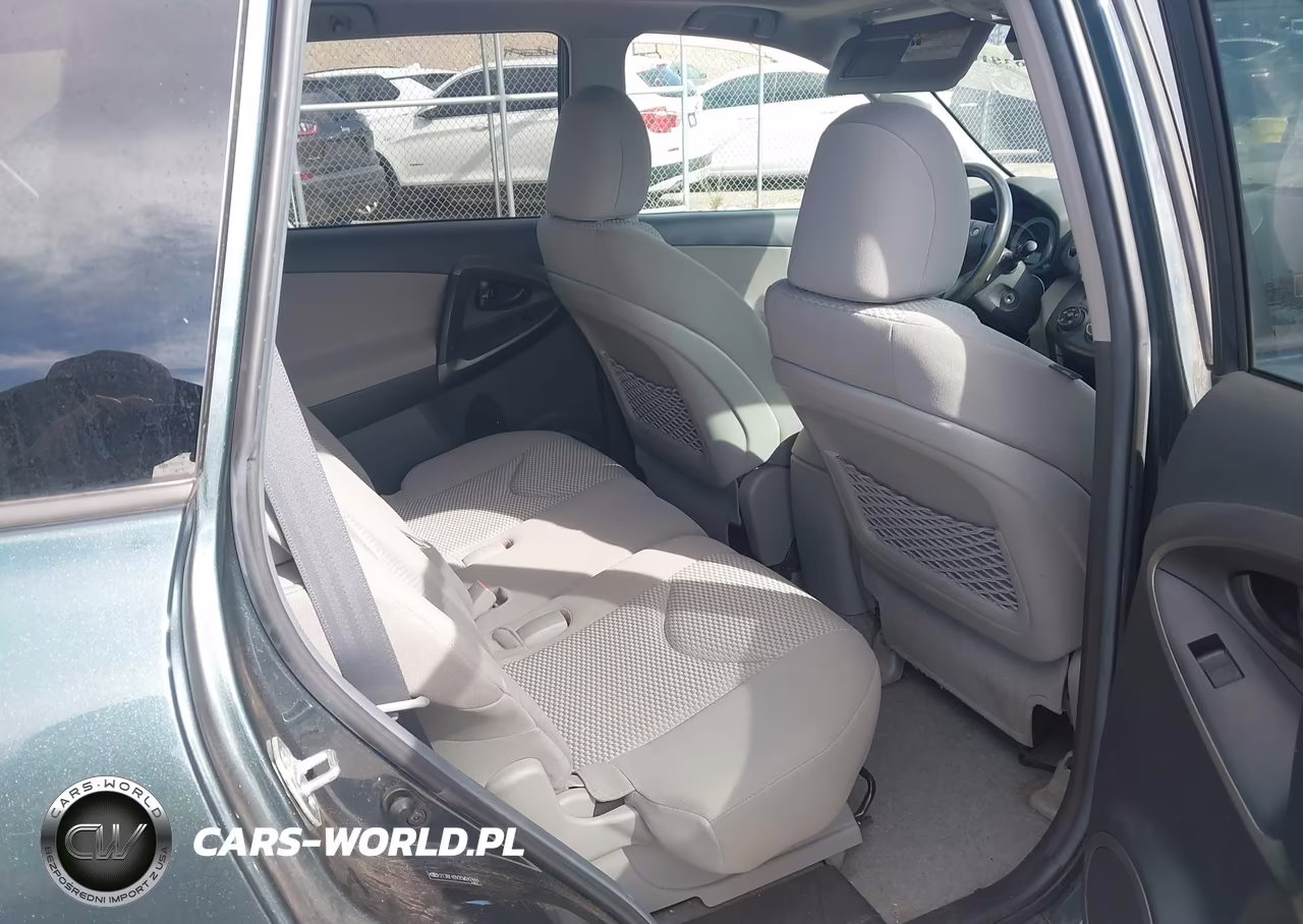 2012 Toyota Rav4 VIN:2T3BF4DV2CW247444 - 8