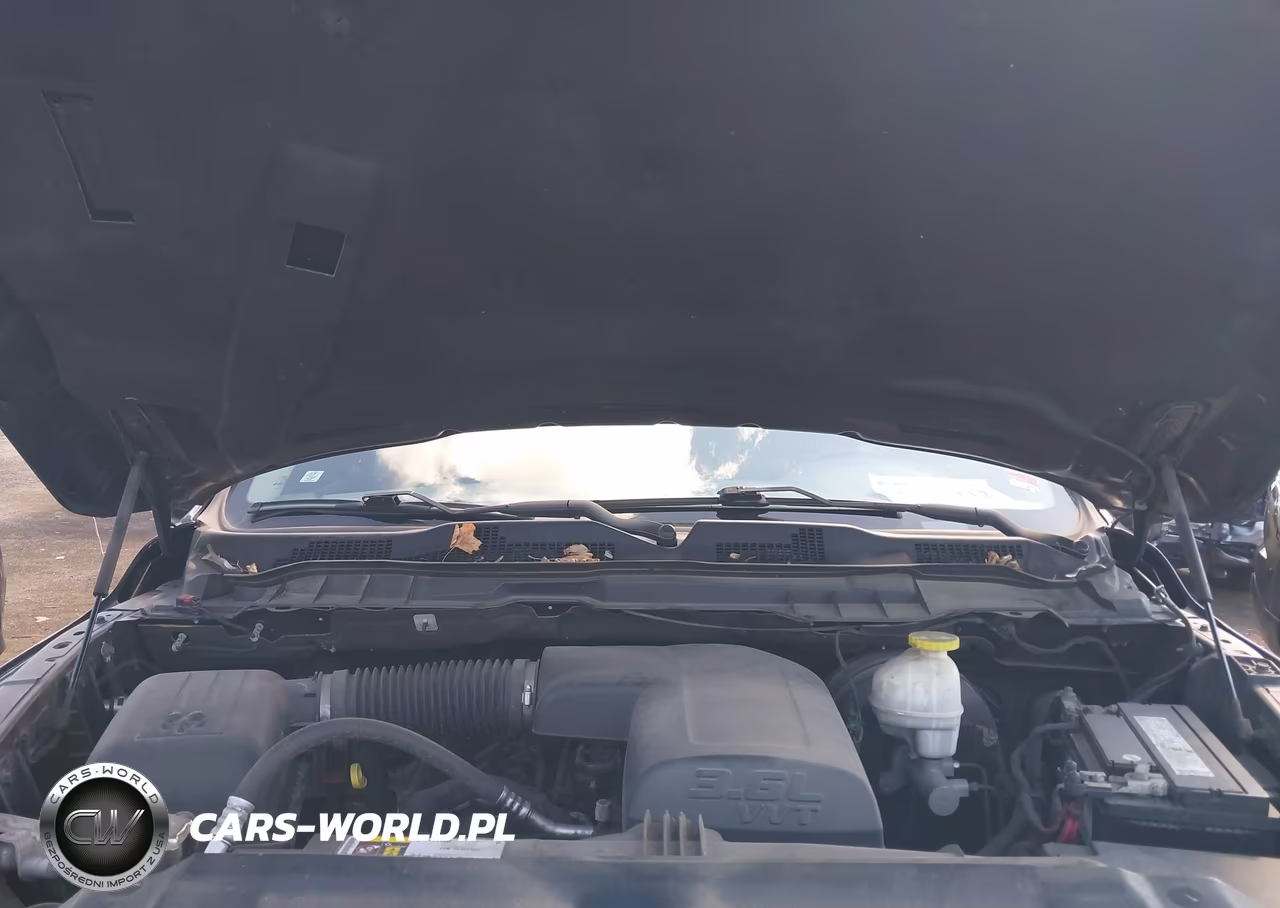 2018 Ram 1500 Big Horn 4X4 6'4 Box VIN:1C6RR7GG1JS231401 - 10
