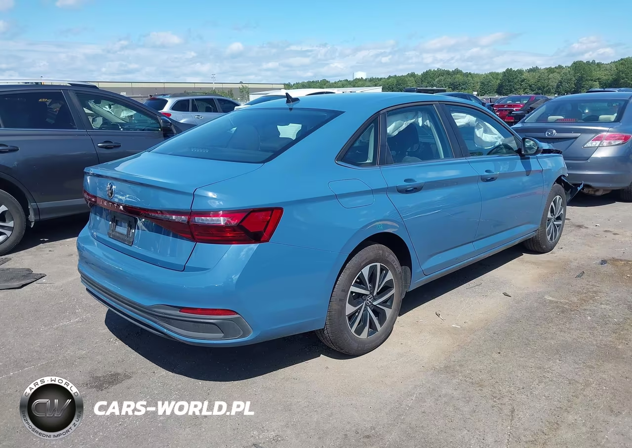 2026 Volkswagen Jetta S VIN:3VW5W7BU8TM033291 - 4
