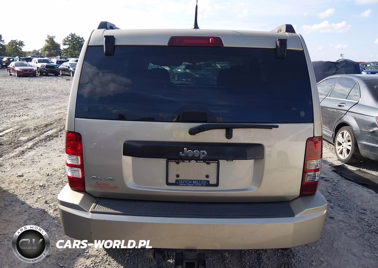 2011 Jeep Liberty Sport VIN:1J4PN2GK2BW530290 - 17