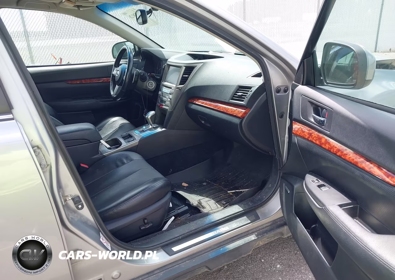2011 Subaru Outback 3.6R Limited VIN:4S4BRDLCXB2327553 - 5