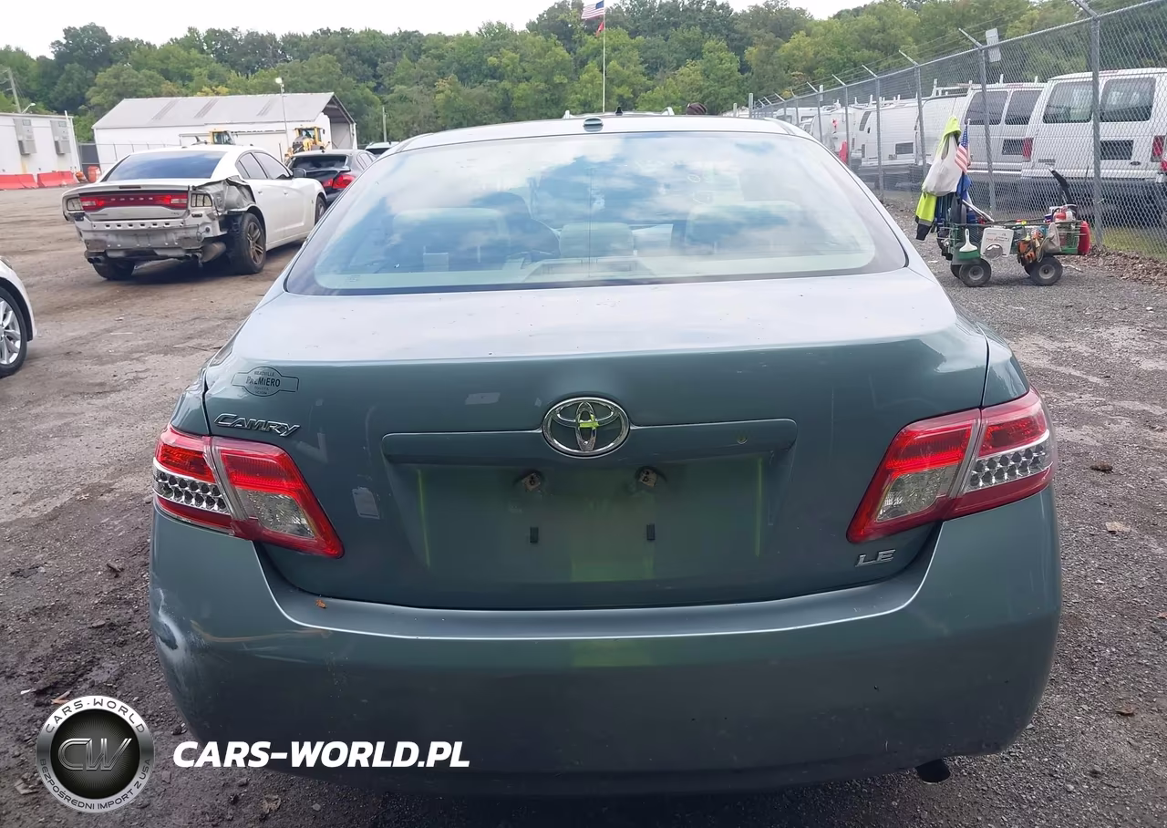 2010 Toyota Camry Le VIN:4T1BF3EK5AU538461 - 16