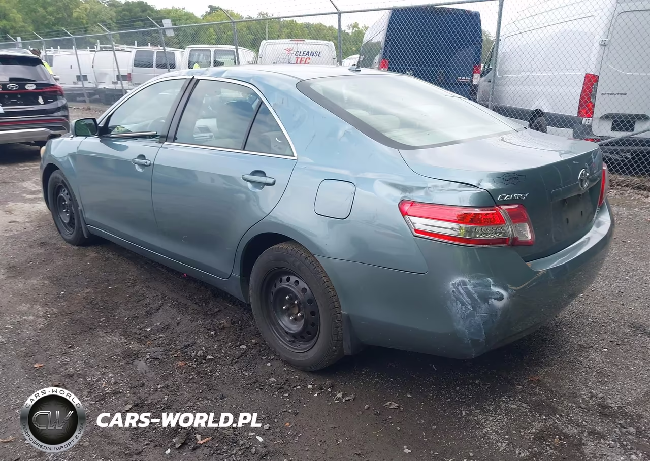 2010 Toyota Camry Le VIN:4T1BF3EK5AU538461 - 3