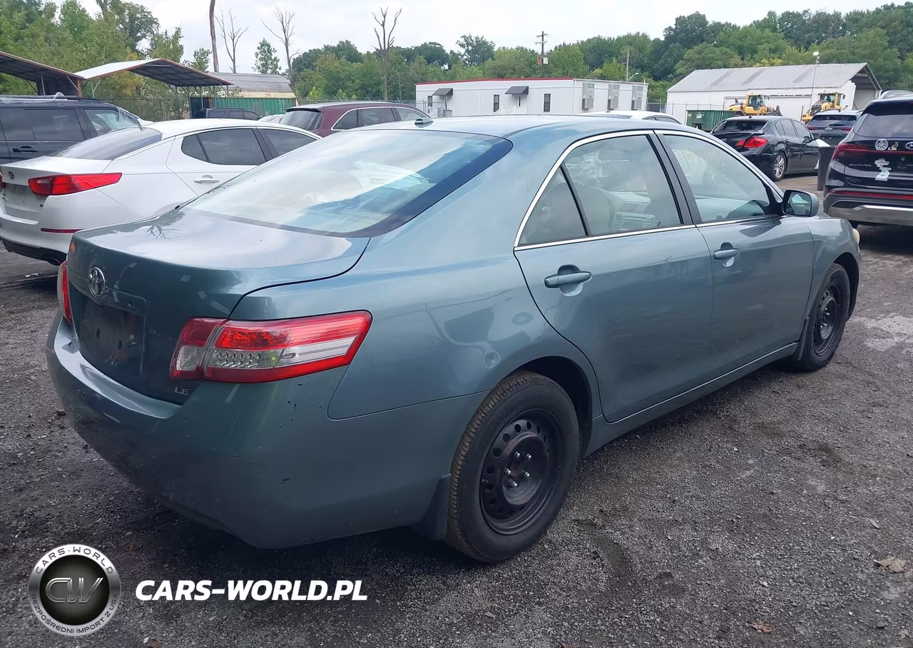 2010 Toyota Camry Le VIN:4T1BF3EK5AU538461 - 4
