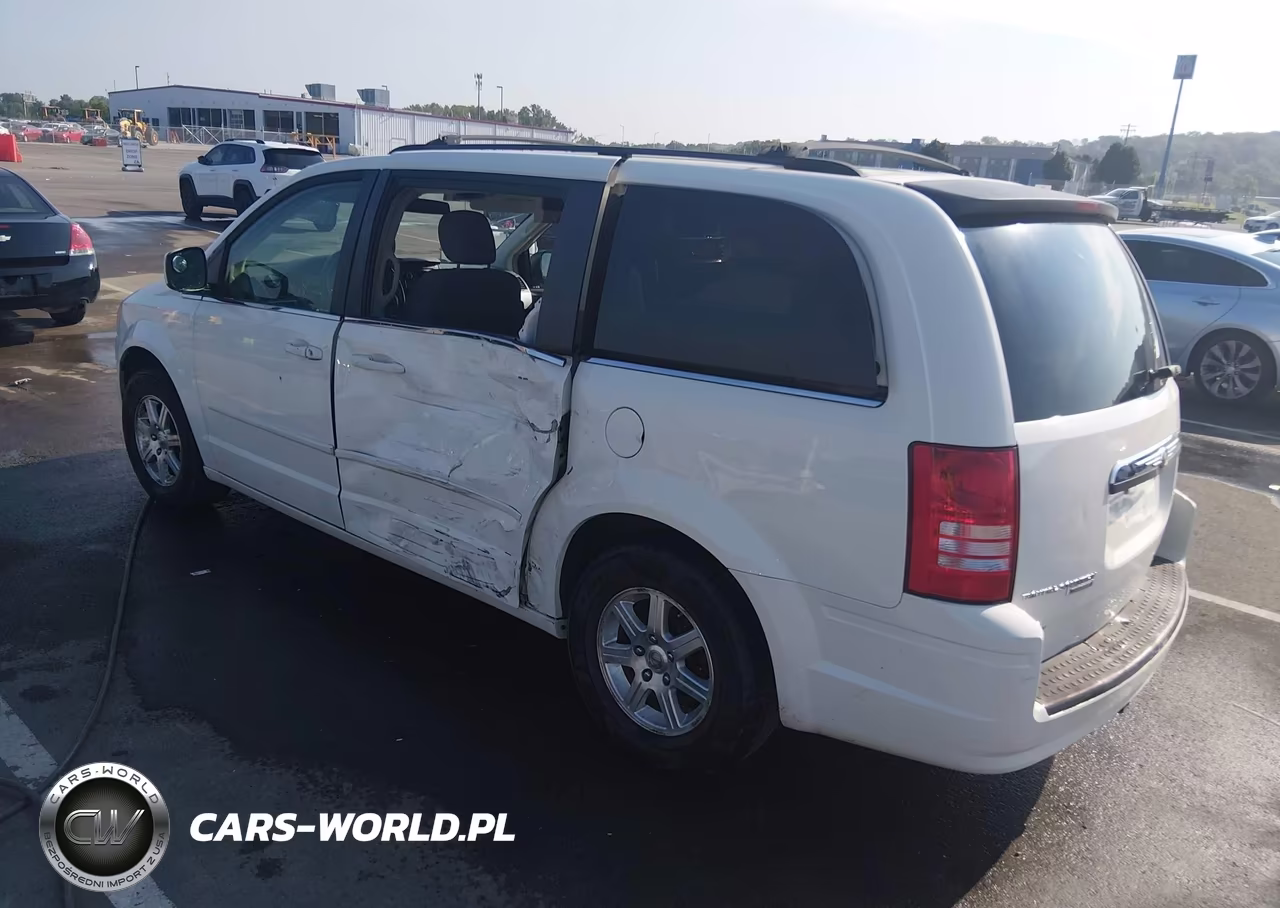 2008 Chrysler Town & Country Touring VIN:2A8HR54P28R121197 - 3