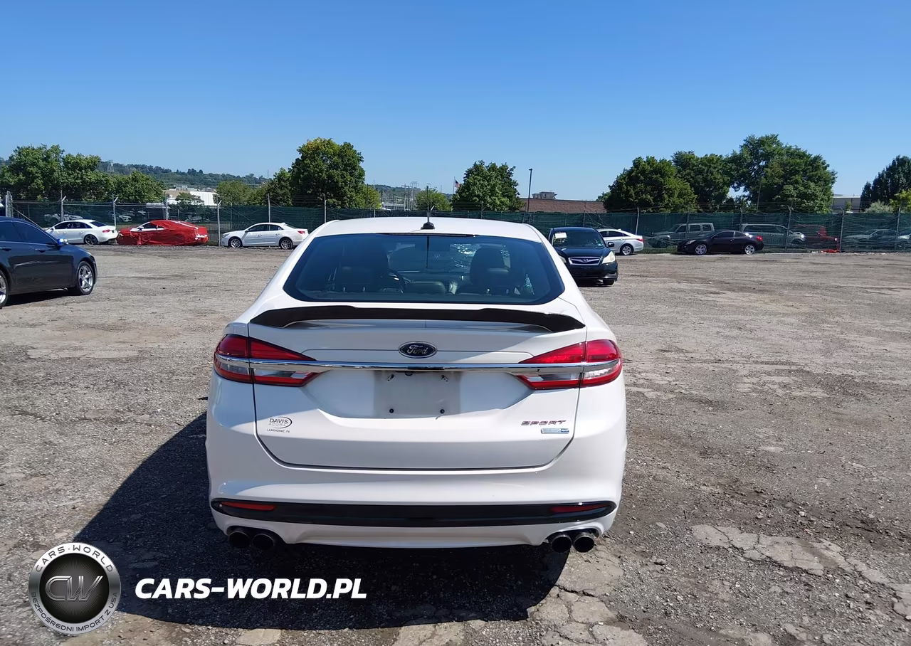 2018 Ford Fusion Sport VIN:3FA6P0VPXJR237730 - 16