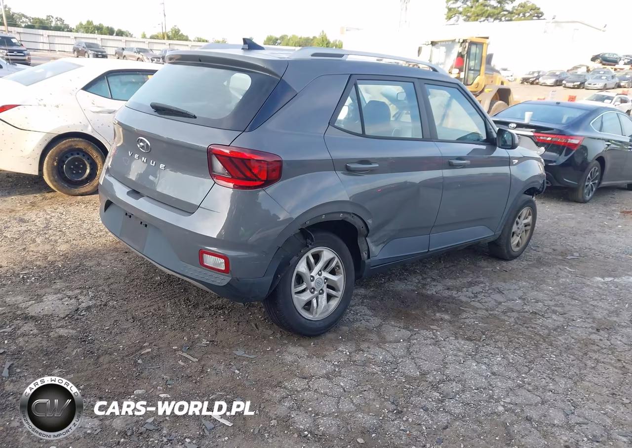 2020 Hyundai Venue Sel VIN:KMHRC8A32LU044046 - 4
