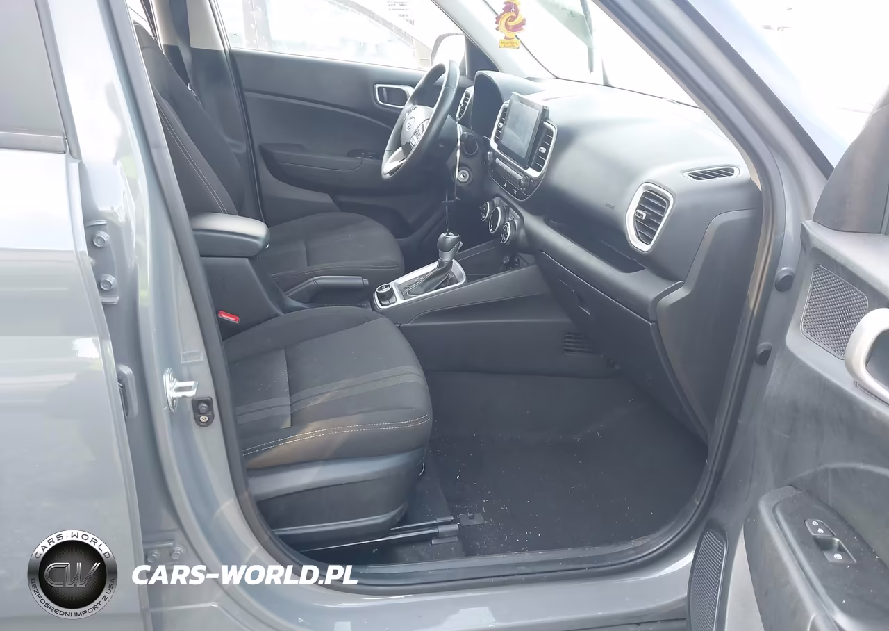 2020 Hyundai Venue Sel VIN:KMHRC8A32LU044046 - 5