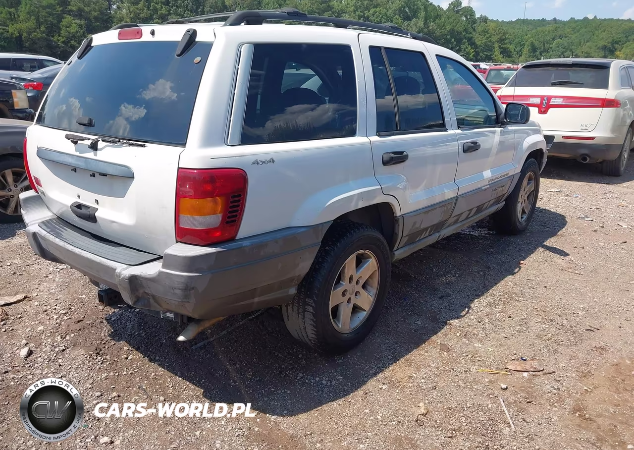 2000 Jeep Grand Cherokee Laredo VIN:1J4GW48S3YC133771 - 4