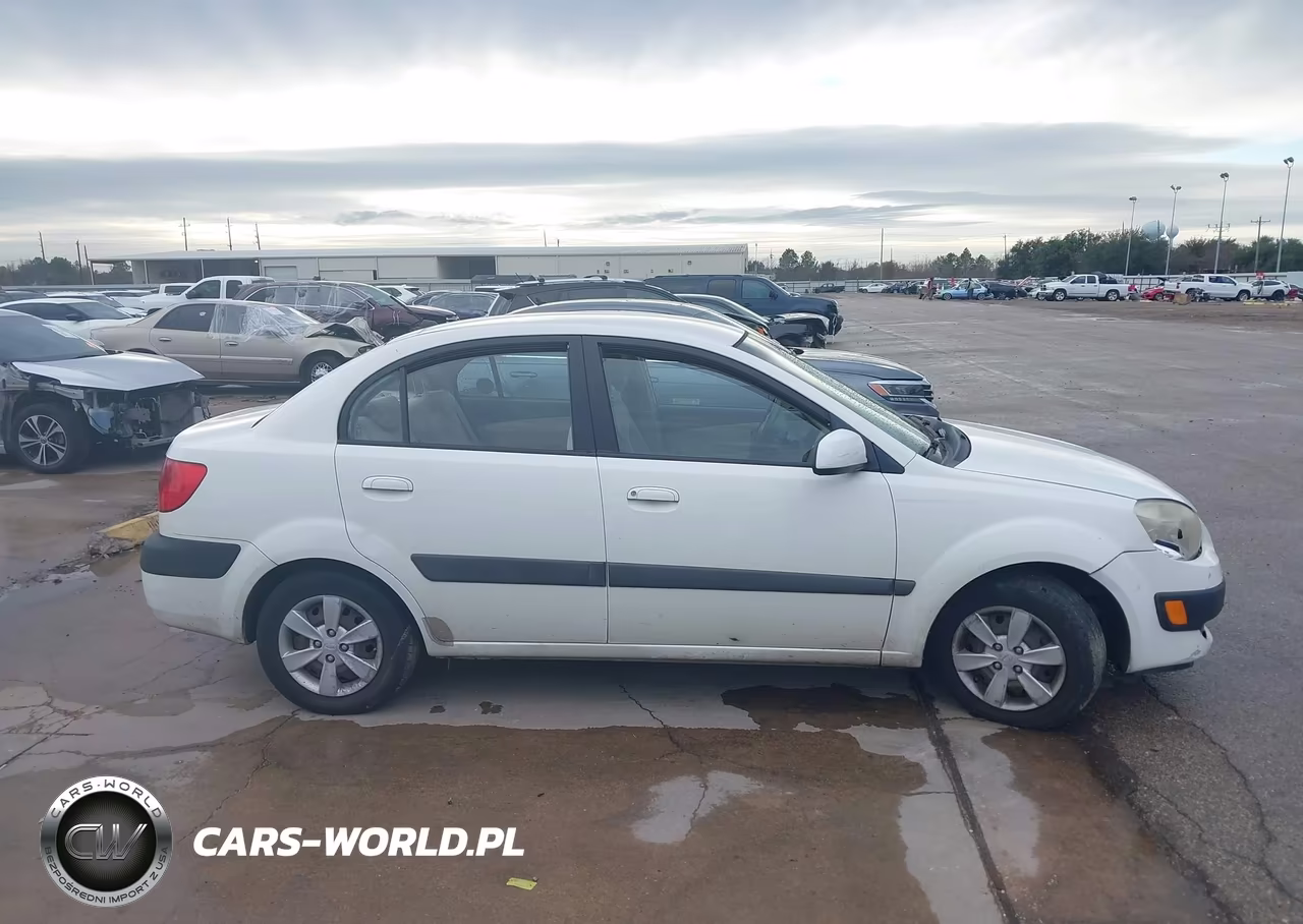 2008 Kia Rio Lx VIN:KNADE123586319738 - 13