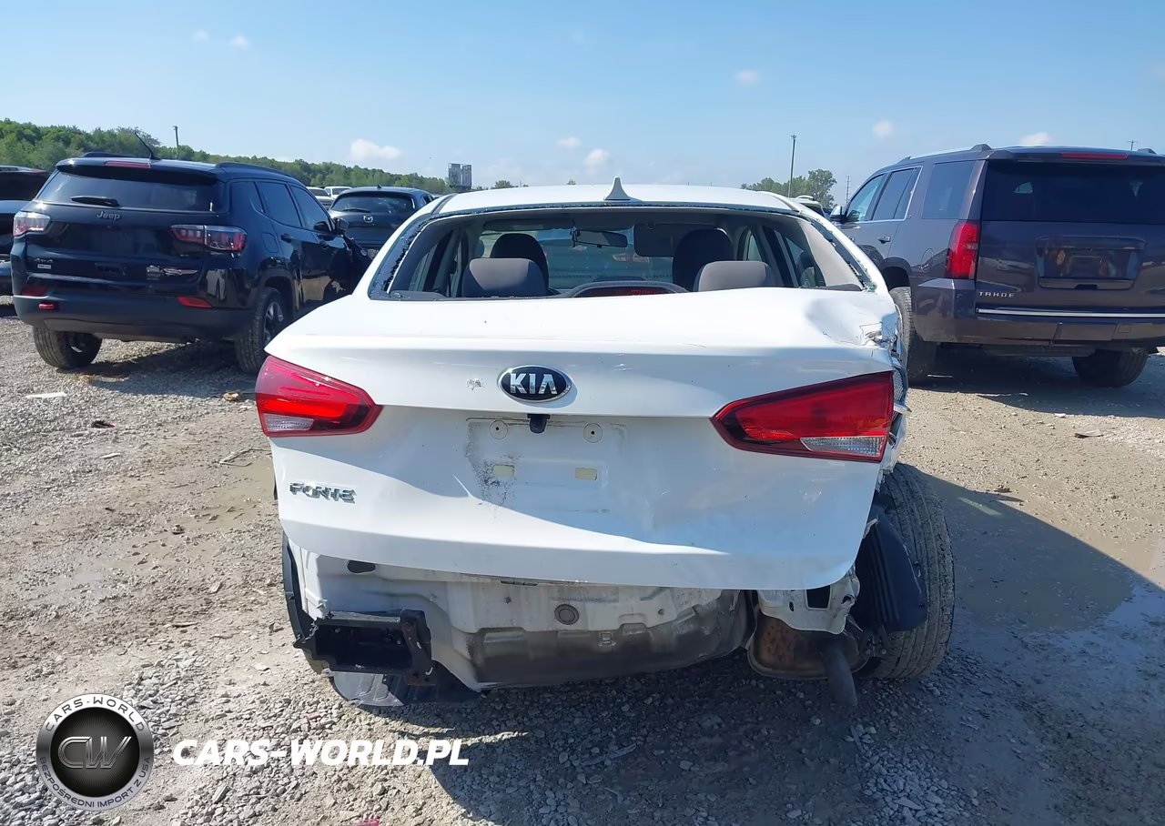 2017 Kia Forte Lx VIN:3KPFK4A73HE021659 - 6
