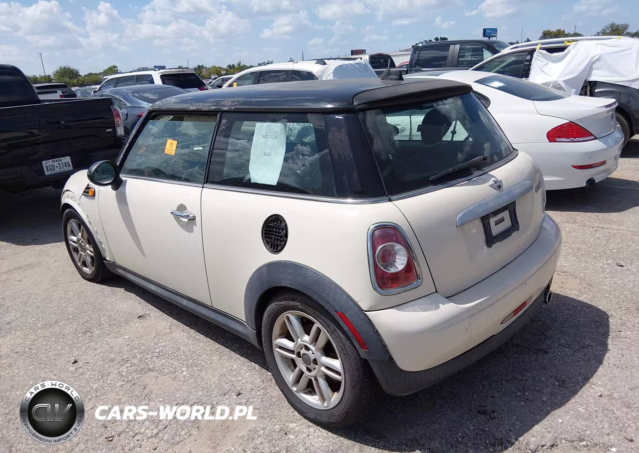 2011 Mini Cooper VIN:WMWSU3C54BT094002 - 3