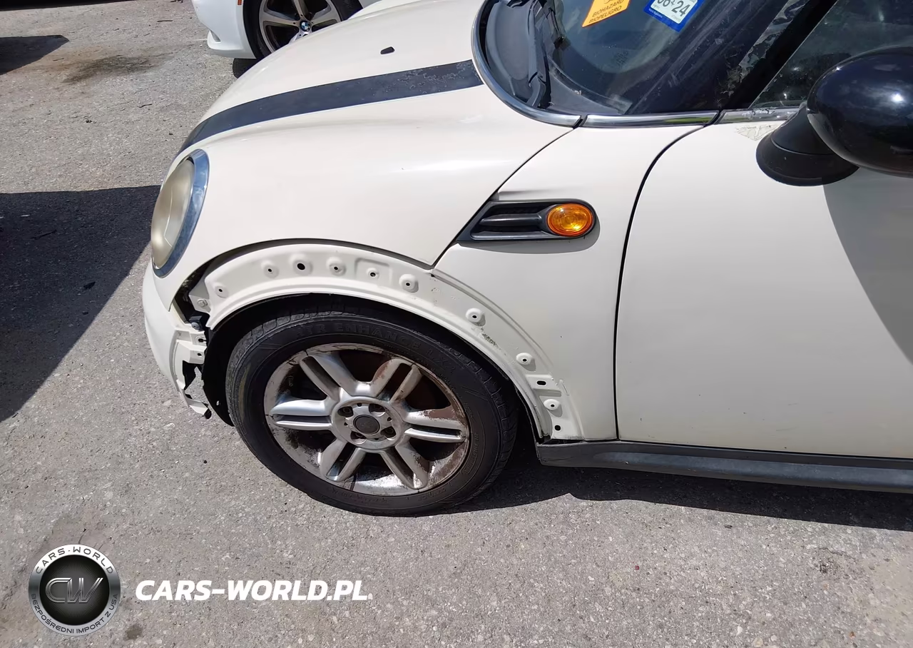 2011 Mini Cooper VIN:WMWSU3C54BT094002 - 6