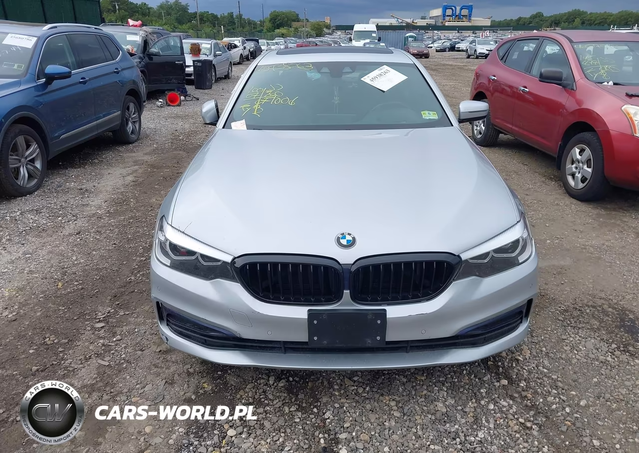 2019 BMW 5 Series 530I xDrive VIN:WBAJA7C54KWW07372 - 12
