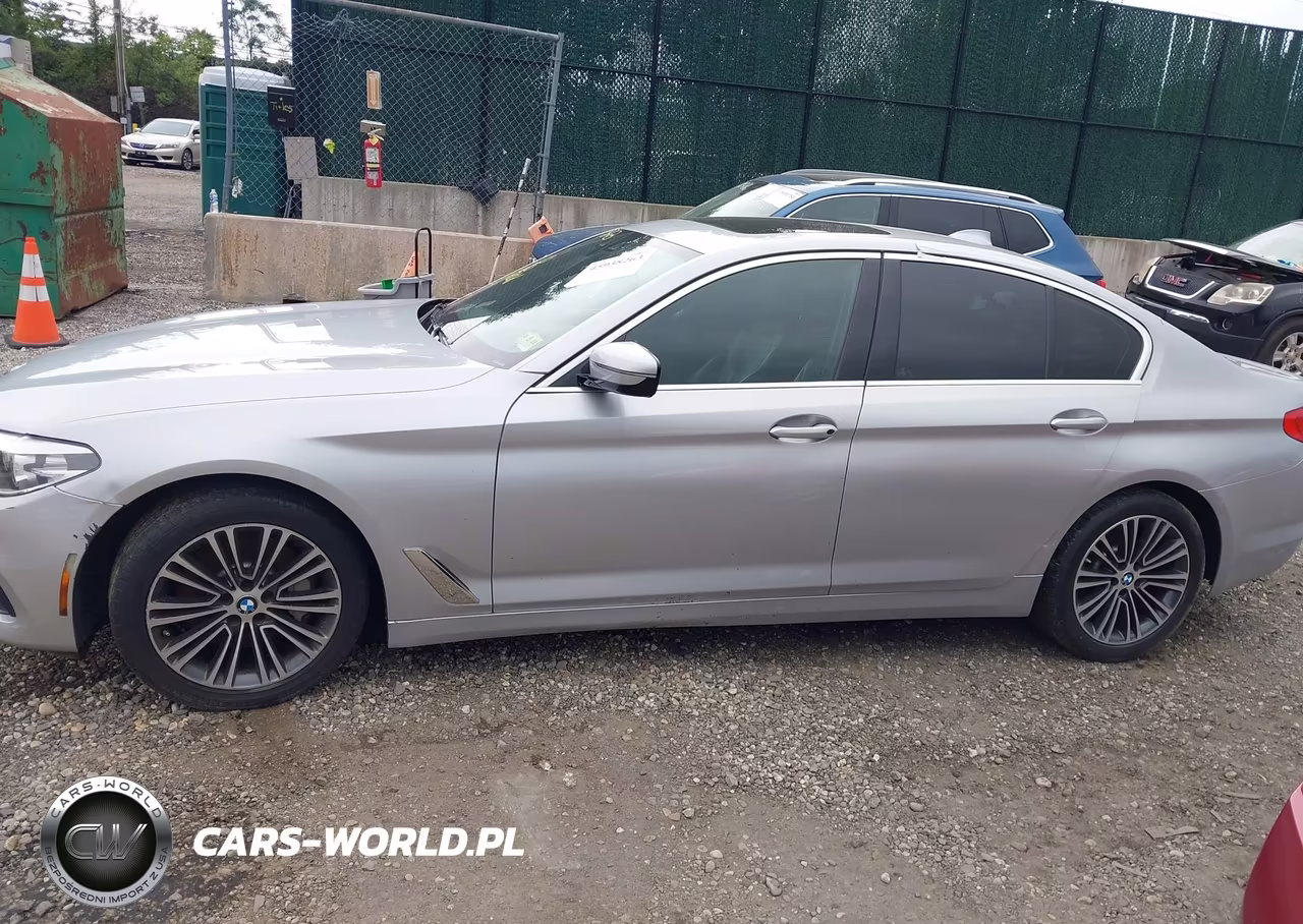 2019 BMW 5 Series 530I xDrive VIN:WBAJA7C54KWW07372 - 14