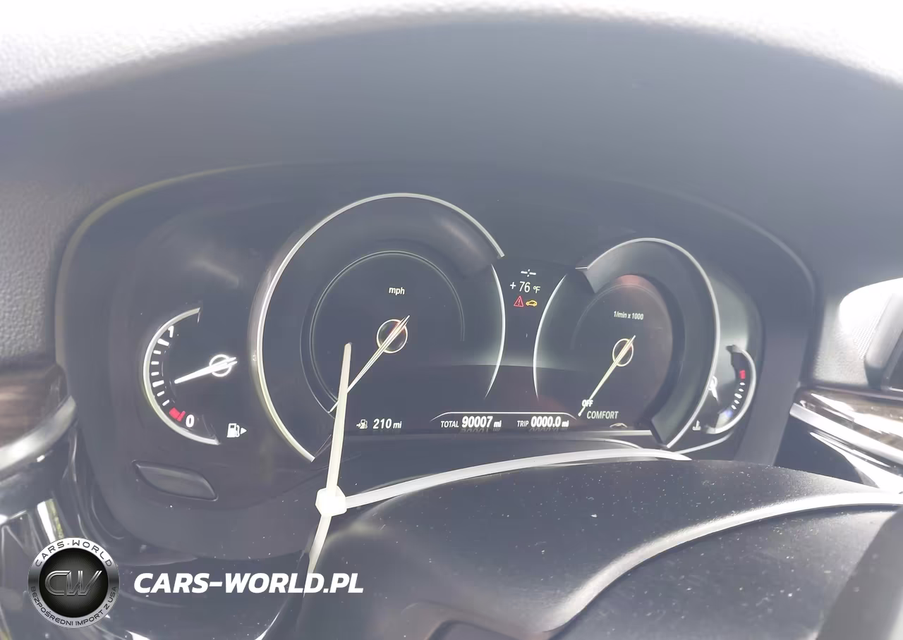 2019 BMW 5 Series 530I xDrive VIN:WBAJA7C54KWW07372 - 15