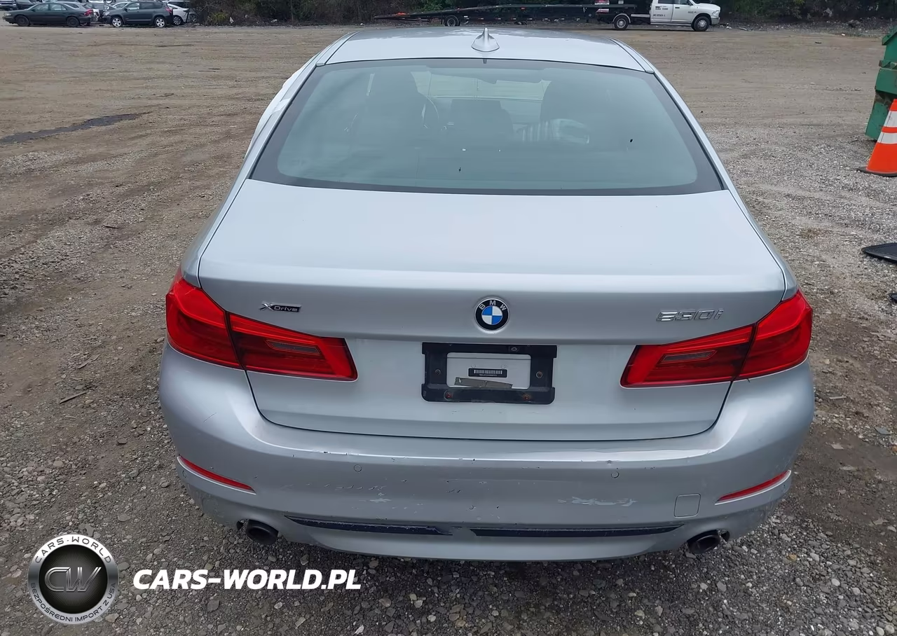2019 BMW 5 Series 530I xDrive VIN:WBAJA7C54KWW07372 - 16